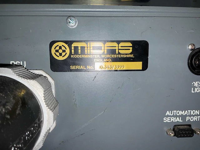 2000 midas xl3 analoge mengtafel met fx rack - afbeelding 9 van  23