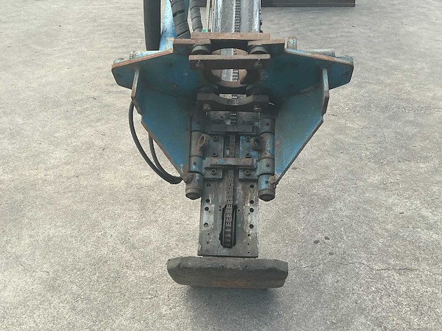 2000 neuson 8002 rdv 2003 kefdrill kd 33 gw grondboor hydroklem - afbeelding 25 van  56