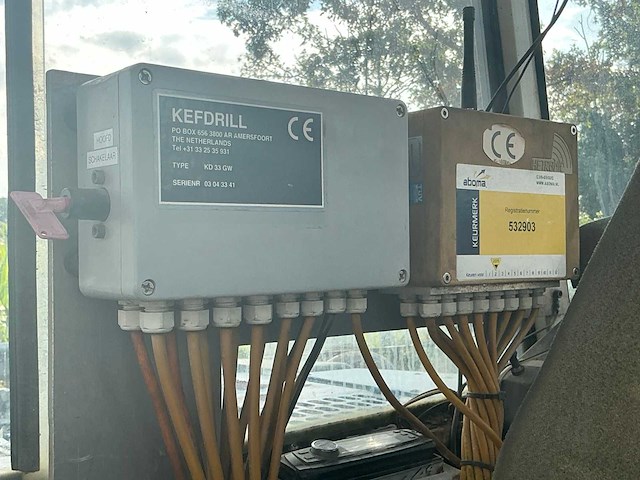 2000 neuson 8002 rdv 2003 kefdrill kd 33 gw grondboor hydroklem - afbeelding 32 van  56