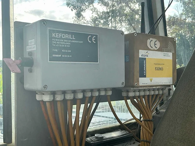 2000 neuson 8002 rdv 2003 kefdrill kd 33 gw grondboor hydroklem - afbeelding 38 van  56