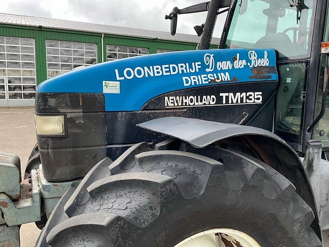 2000 new holland tm135 vierwielaangedreven landbouwtractor - afbeelding 7 van  26