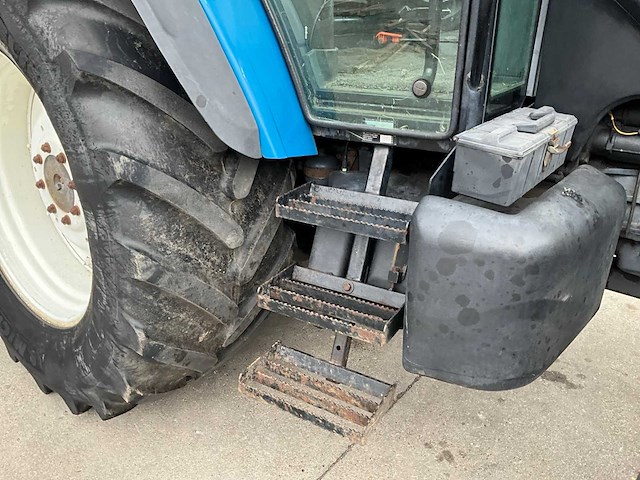 2000 new holland tm135 vierwielaangedreven landbouwtractor - afbeelding 14 van  26
