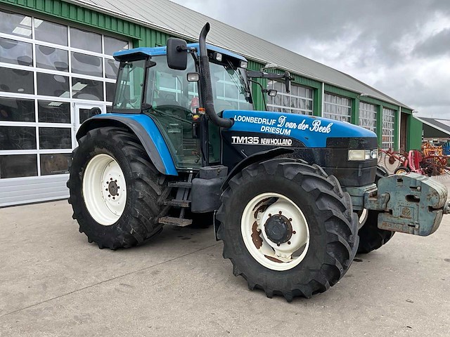 2000 new holland tm135 vierwielaangedreven landbouwtractor - afbeelding 12 van  26