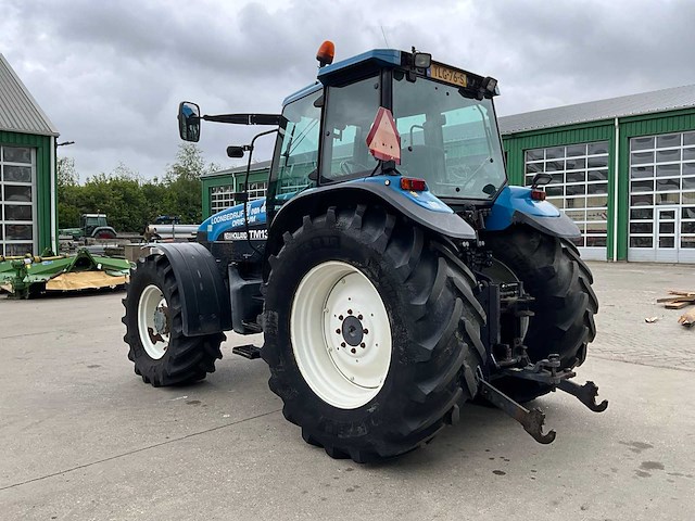 2000 new holland tm135 vierwielaangedreven landbouwtractor - afbeelding 21 van  26