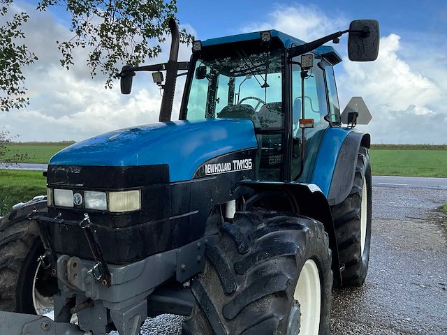 2000 new holland tm135 vierwielaangedreven landbouwtractor - afbeelding 2 van  43