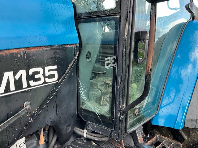 2000 new holland tm135 vierwielaangedreven landbouwtractor - afbeelding 16 van  43