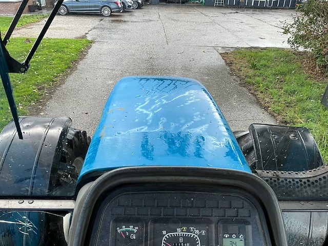 2000 new holland tm135 vierwielaangedreven landbouwtractor - afbeelding 33 van  43