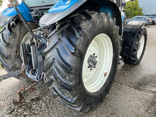 2000 new holland tm135 vierwielaangedreven landbouwtractor - afbeelding 37 van  43