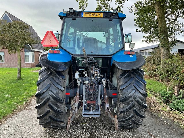 2000 new holland tm135 vierwielaangedreven landbouwtractor - afbeelding 41 van  43