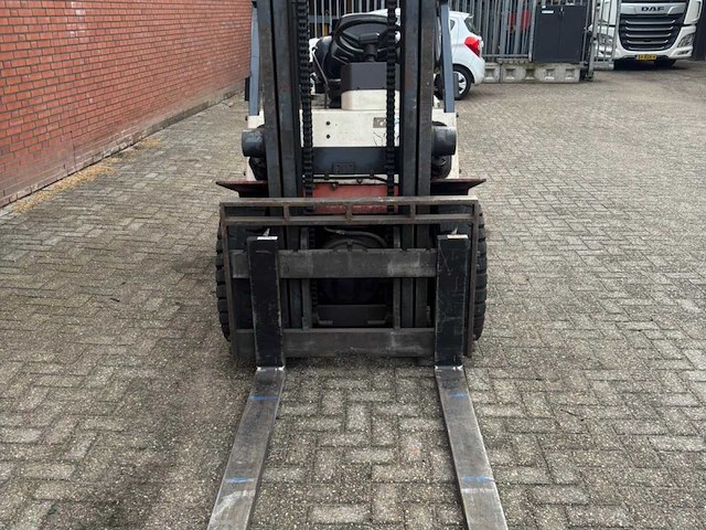 2000 nissan ugj02a30u 3.000 kg lpg heftruck – duplex 3,30m - afbeelding 2 van  18