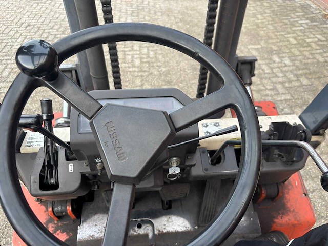 2000 nissan ugj02a30u 3.000 kg lpg heftruck – duplex 3,30m - afbeelding 7 van  18