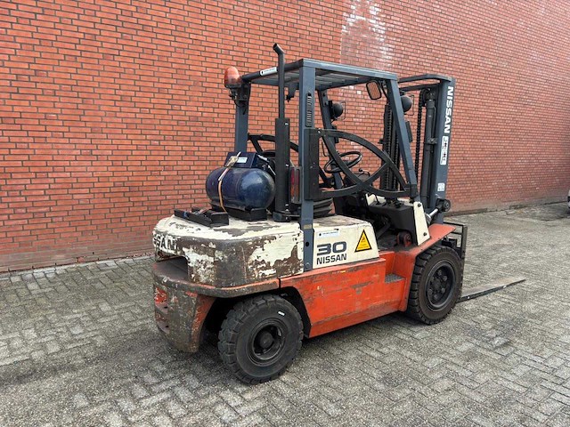 2000 nissan ugj02a30u 3.000 kg lpg heftruck – duplex 3,30m - afbeelding 5 van  10