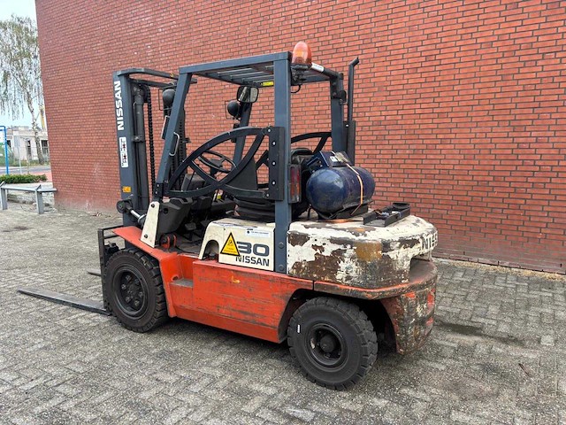 2000 nissan ugj02a30u 3.000 kg lpg heftruck – duplex 3,30m - afbeelding 8 van  10