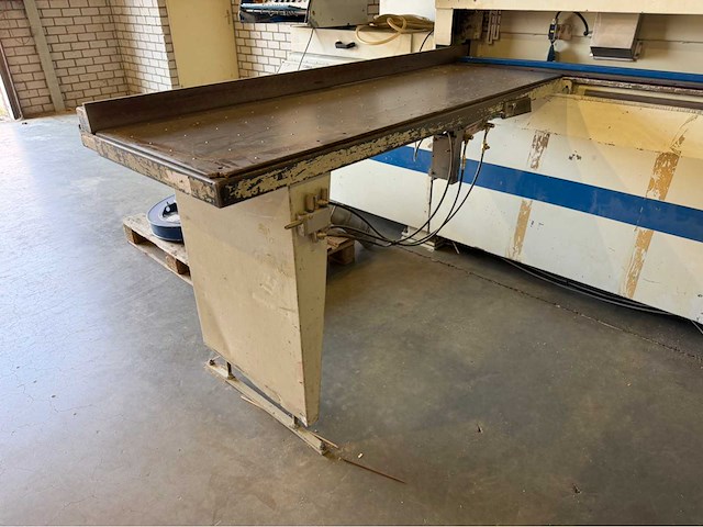 2000 panhans 693 / euro 12sf cnc-platenopdeel -en massiefhoutzaagmachine - afbeelding 4 van  14