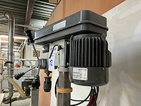 2000 quantum b 30 f kolomboormachine - afbeelding 3 van  4