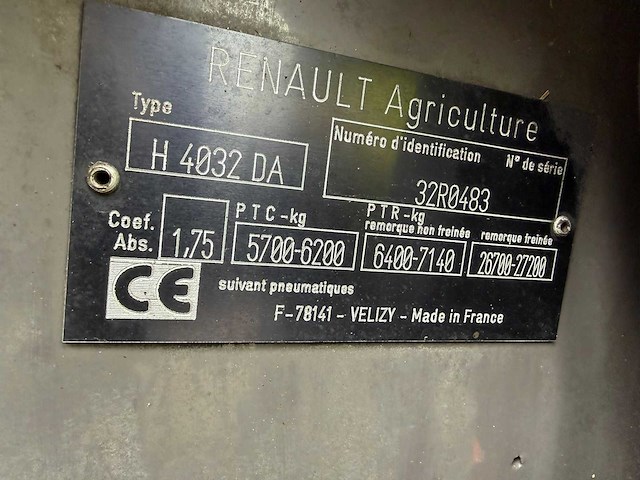 2000 renault claas ares 546 rx vierwielaangedreven landbouwtractor - afbeelding 1 van  1