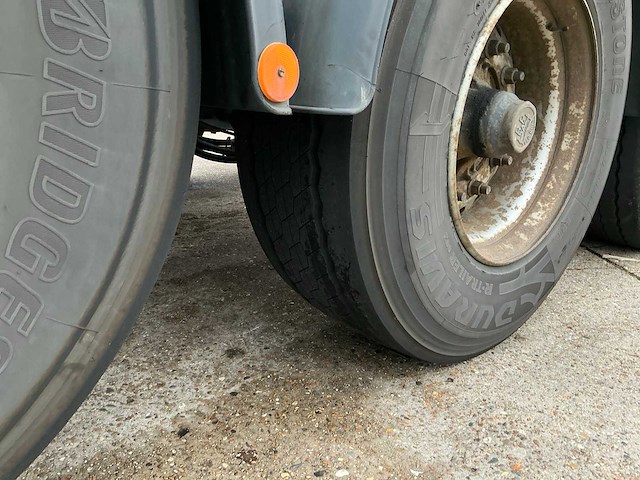 2000 renders euro 800 containerchassis oplegger - afbeelding 10 van  37