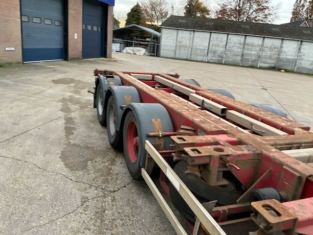 2000 renders euro 800 containerchassis oplegger - afbeelding 21 van  37