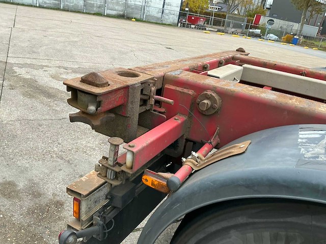 2000 renders euro 800 containerchassis oplegger - afbeelding 30 van  37