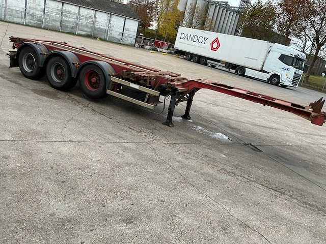 2000 renders euro 800 containerchassis oplegger - afbeelding 34 van  37