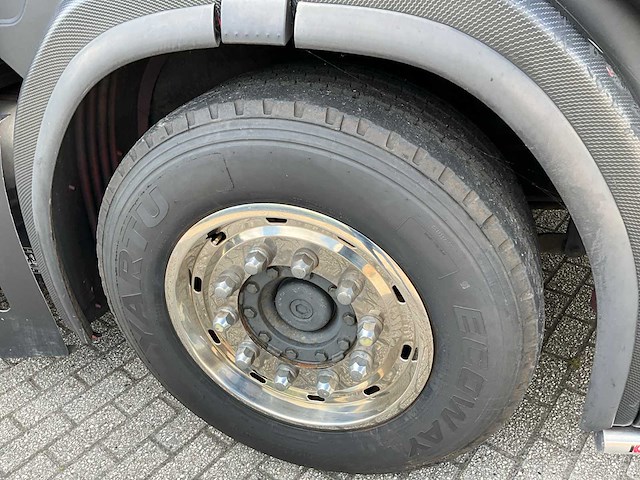 2000 scania r114l 380 vrachtwagen met race opbouw - afbeelding 56 van  67