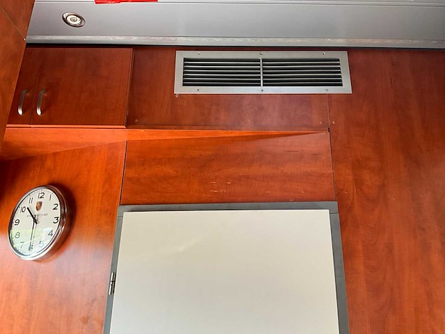 2000 scania r114l 380 vrachtwagen met race opbouw - afbeelding 29 van  67