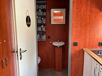 2000 scania r114l 380 vrachtwagen met race opbouw - afbeelding 30 van  67