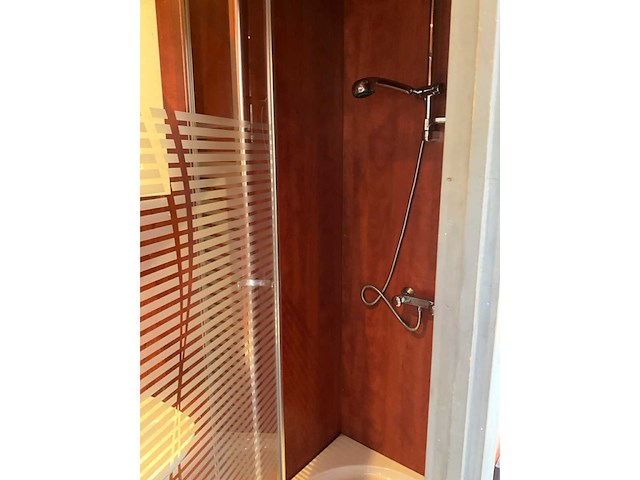 2000 scania r114l 380 vrachtwagen met race opbouw - afbeelding 33 van  67