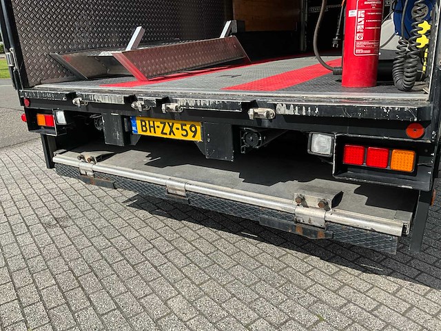 2000 scania r114l 380 vrachtwagen met race opbouw - afbeelding 41 van  67