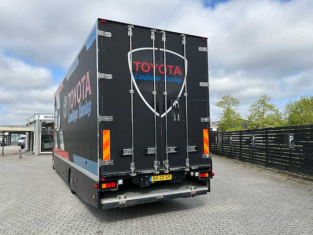 2000 scania r114l 380 vrachtwagen met race opbouw - afbeelding 51 van  67