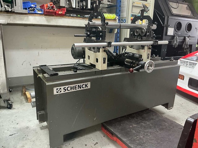2000 schenck rs 2 bv balanceermachine - afbeelding 1 van  33