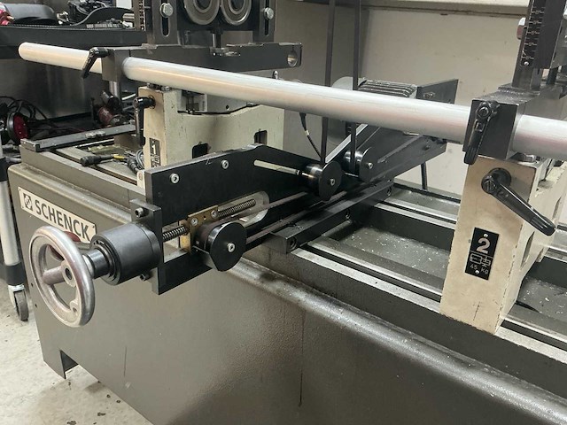 2000 schenck rs 2 bv balanceermachine - afbeelding 18 van  33