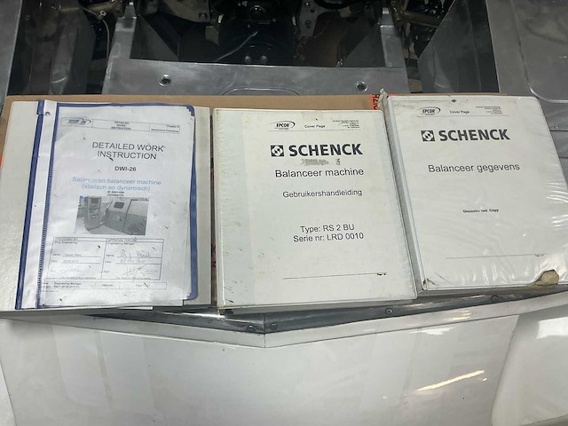 2000 schenck rs 2 bv balanceermachine - afbeelding 27 van  33