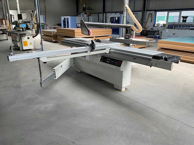 2000 scm si 400e formaatcirkelzaagmachine - afbeelding 1 van  8