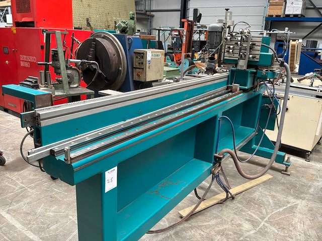 2000 select machinebouw b.v. 35500 beslagfreesmachine - afbeelding 11 van  14