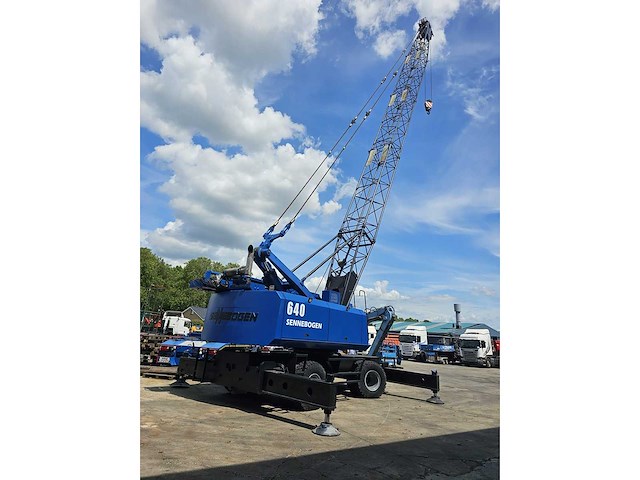 2000 sennebogen 640m mobile havenkraan - afbeelding 24 van  24