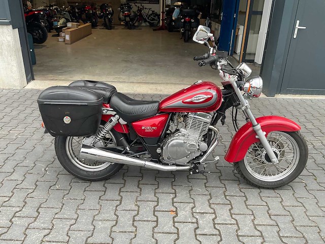 2000 suzuki - marauder 250 - motorcycle - afbeelding 10 van  12