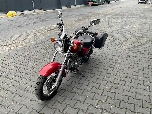 2000 suzuki - marauder 250 - motorcycle - afbeelding 1 van  12