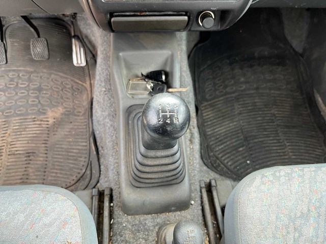 2000 suzuki jimny 1.3 jlx cabrio 4x4 personenauto np-504-g - afbeelding 16 van  29