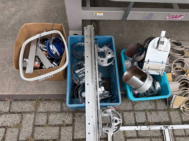 2000 swf a-uk1202-45 borduurmachine - afbeelding 7 van  11