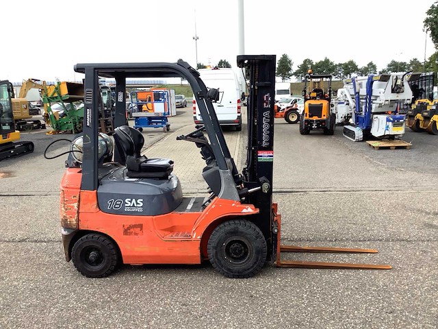 2000 toyota 42-7fgf18 lpg vorkheftruck - afbeelding 15 van  18