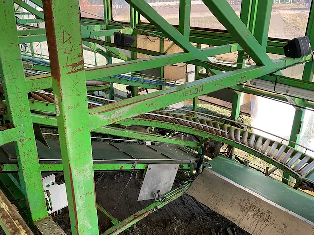 2000 tumoba sla-oogstmachine - afbeelding 36 van  42