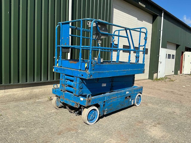 2000 up-right x26 hoogwerker - afbeelding 1 van  11