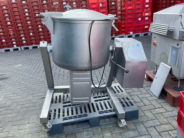 2000 vakona 220ip industriële vleesmenger - afbeelding 1 van  8