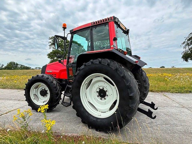 2000 valtra 6550 vierwielaangedreven landbouwtractor - afbeelding 22 van  24