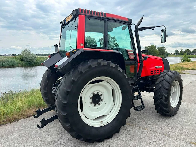 2000 valtra 6550 vierwielaangedreven landbouwtractor - afbeelding 20 van  24