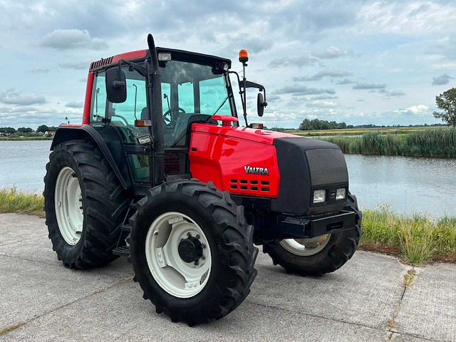 2000 valtra 6550 vierwielaangedreven landbouwtractor - afbeelding 11 van  21