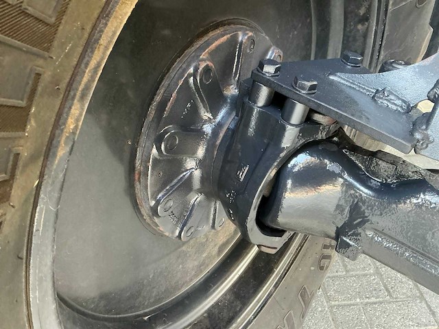 2000 valtra 8550 hi-tech vierwielaangedreven landbouwtractor - afbeelding 5 van  21