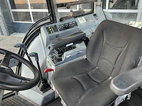 2000 valtra 8550 hi-tech vierwielaangedreven landbouwtractor - afbeelding 14 van  21
