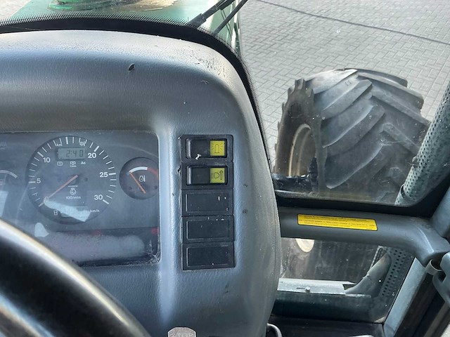 2000 valtra valmet 8350 hi-tech vierwielaangedreven landbouwtractor - afbeelding 22 van  32